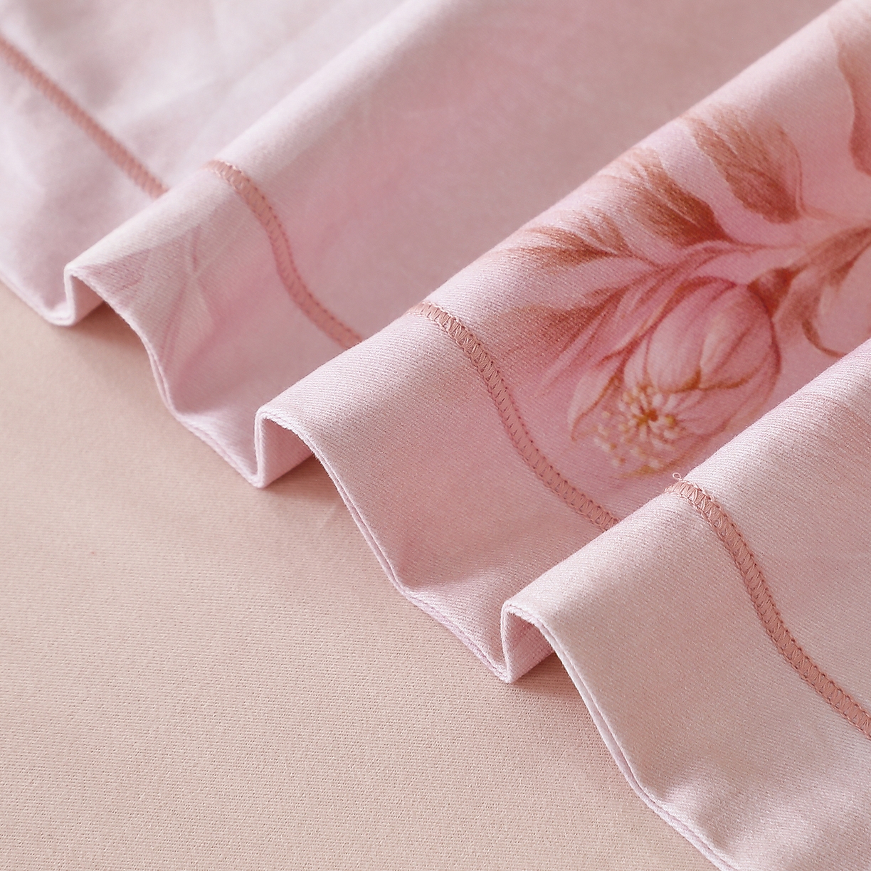 91家纺网 家纺一手货源 找家纺 馨雅家纺 2025新款全棉磨毛数码印花单品被套 禧棠-粉