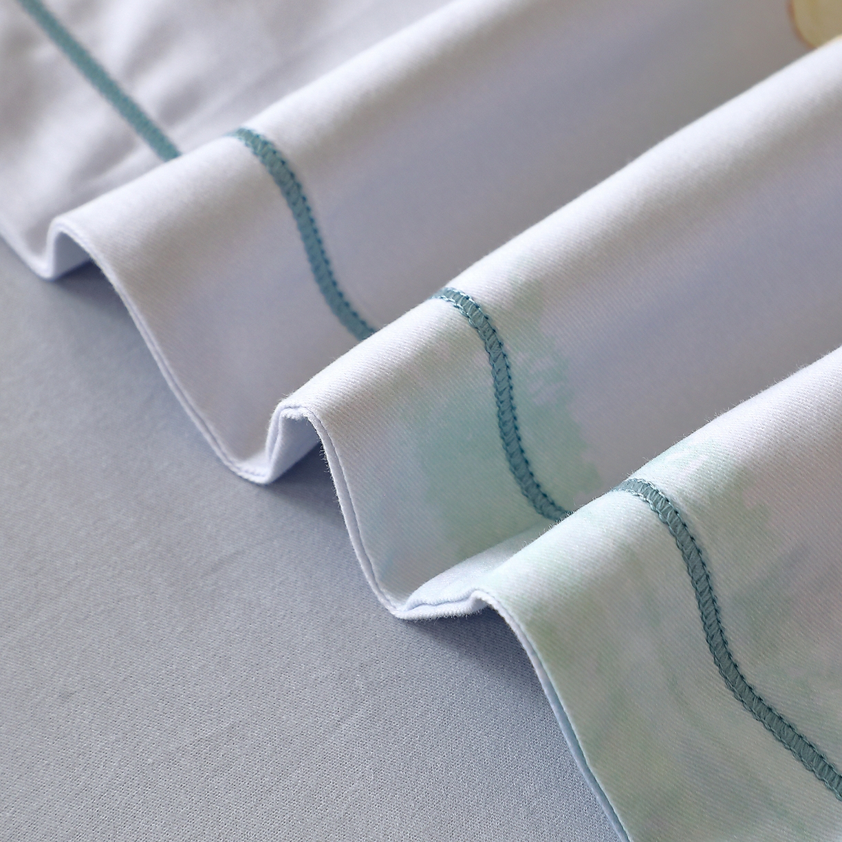 91家纺网 家纺一手货源 找家纺 馨雅家纺 2025新款全棉磨毛数码印花单品被套 小可布丁-灰