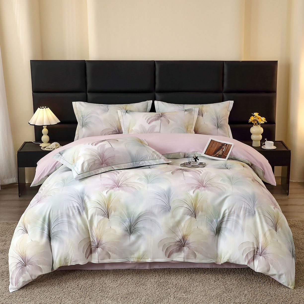 91家纺网 家纺一手货源 找家纺 馨雅家纺 2025新款全棉磨毛数码印花四件套 夏有乔木-粉