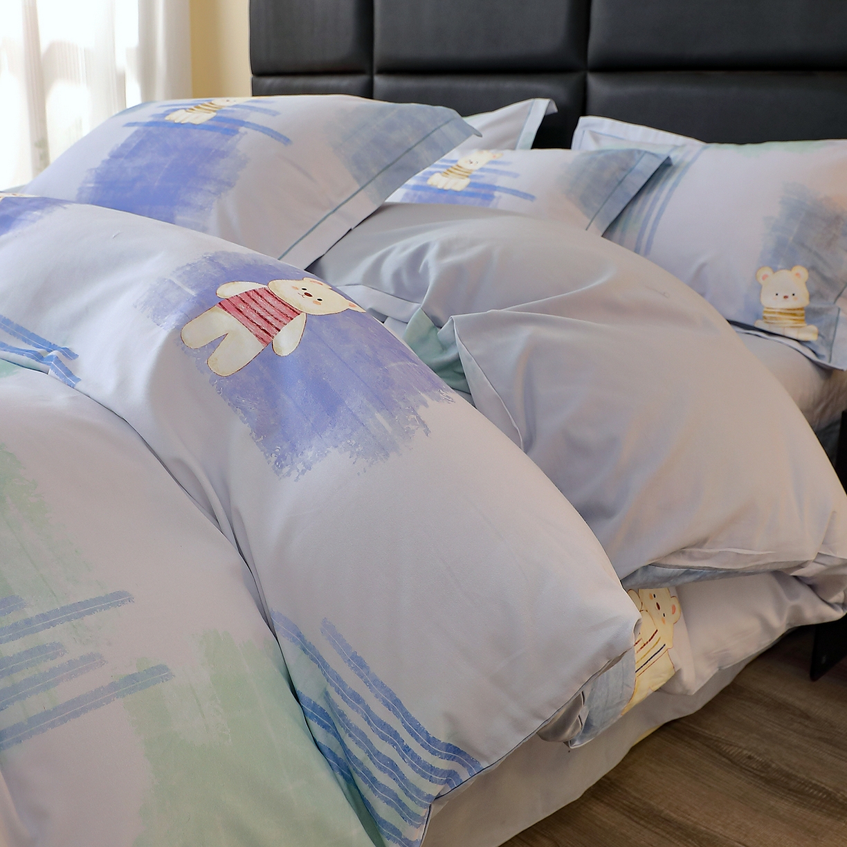 91家纺网 家纺一手货源 找家纺 馨雅家纺 2025新款全棉磨毛数码印花四件套 小可布丁-灰