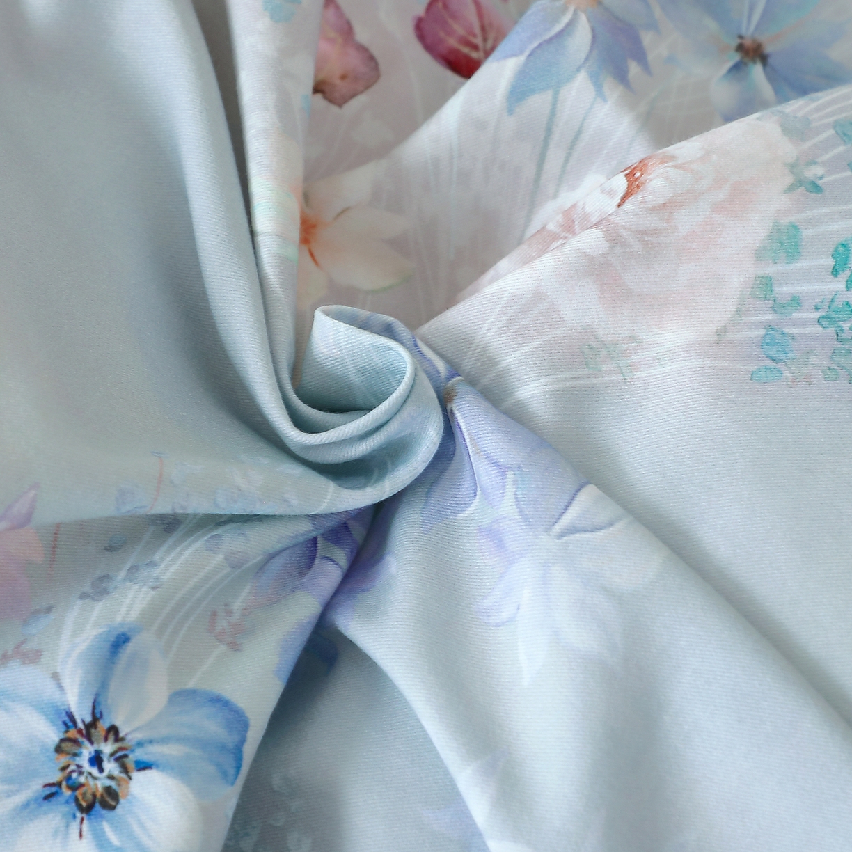 91家纺网 家纺一手货源 找家纺 馨雅家纺 2025新款全棉磨毛数码印花单品被套 云茉花间-兰