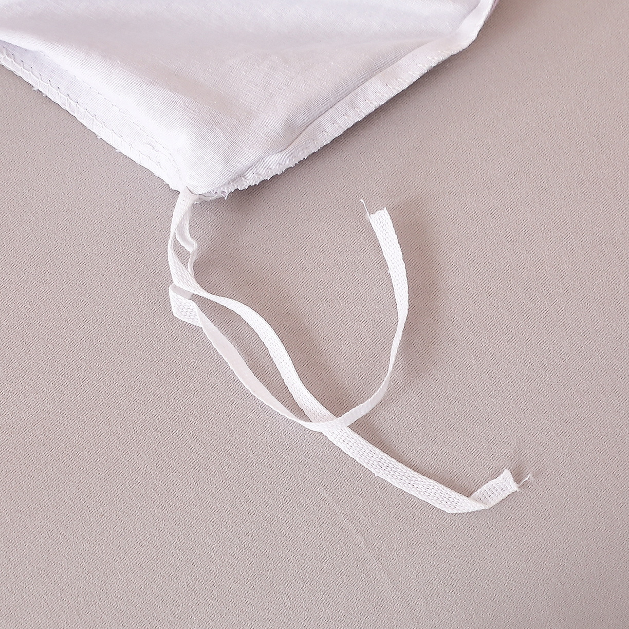 91家纺网 家纺一手货源 找家纺 馨雅家纺 2025新款全棉磨毛数码印花单品被套 云霞-粉