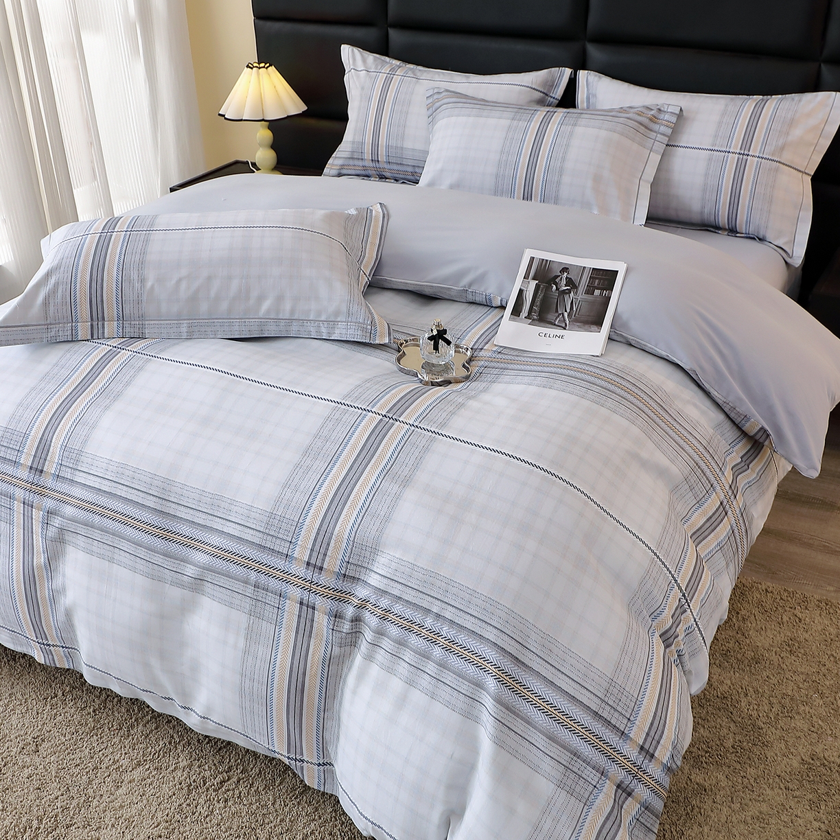 91家纺网 家纺一手货源 找家纺 馨雅家纺 2025新款全棉磨毛数码印花四件套 遇见-灰