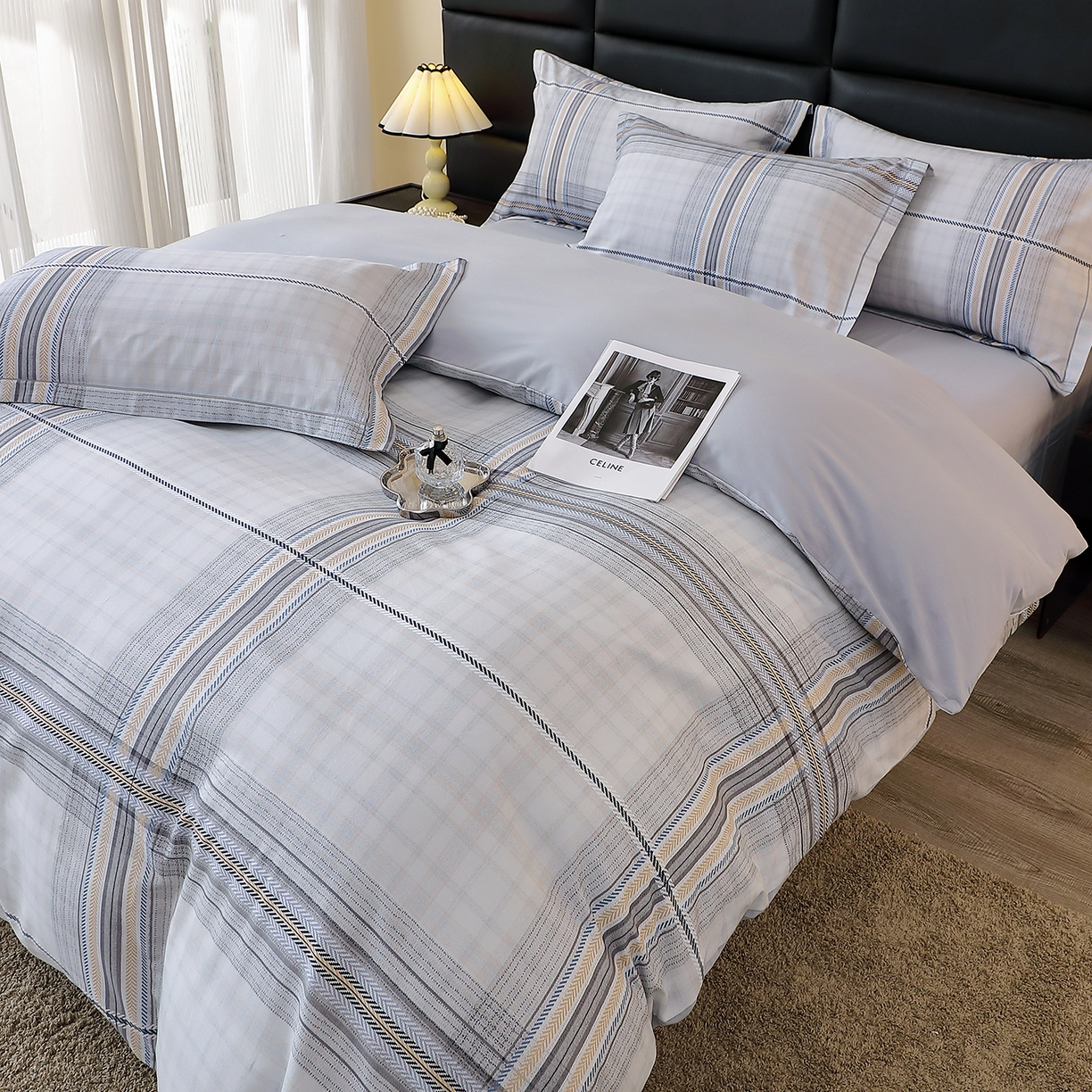 91家纺网 家纺一手货源 找家纺 馨雅家纺 2025新款全棉磨毛数码印花四件套 遇见-灰