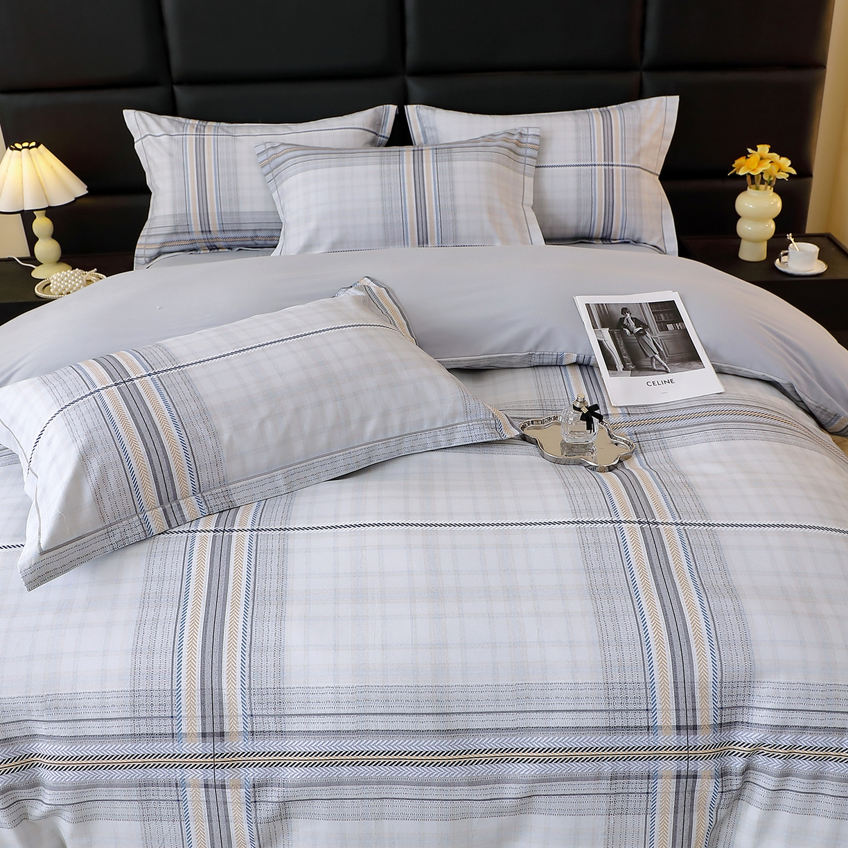 91家纺网 家纺一手货源 找家纺 馨雅家纺 2025新款全棉磨毛数码印花四件套 遇见-灰