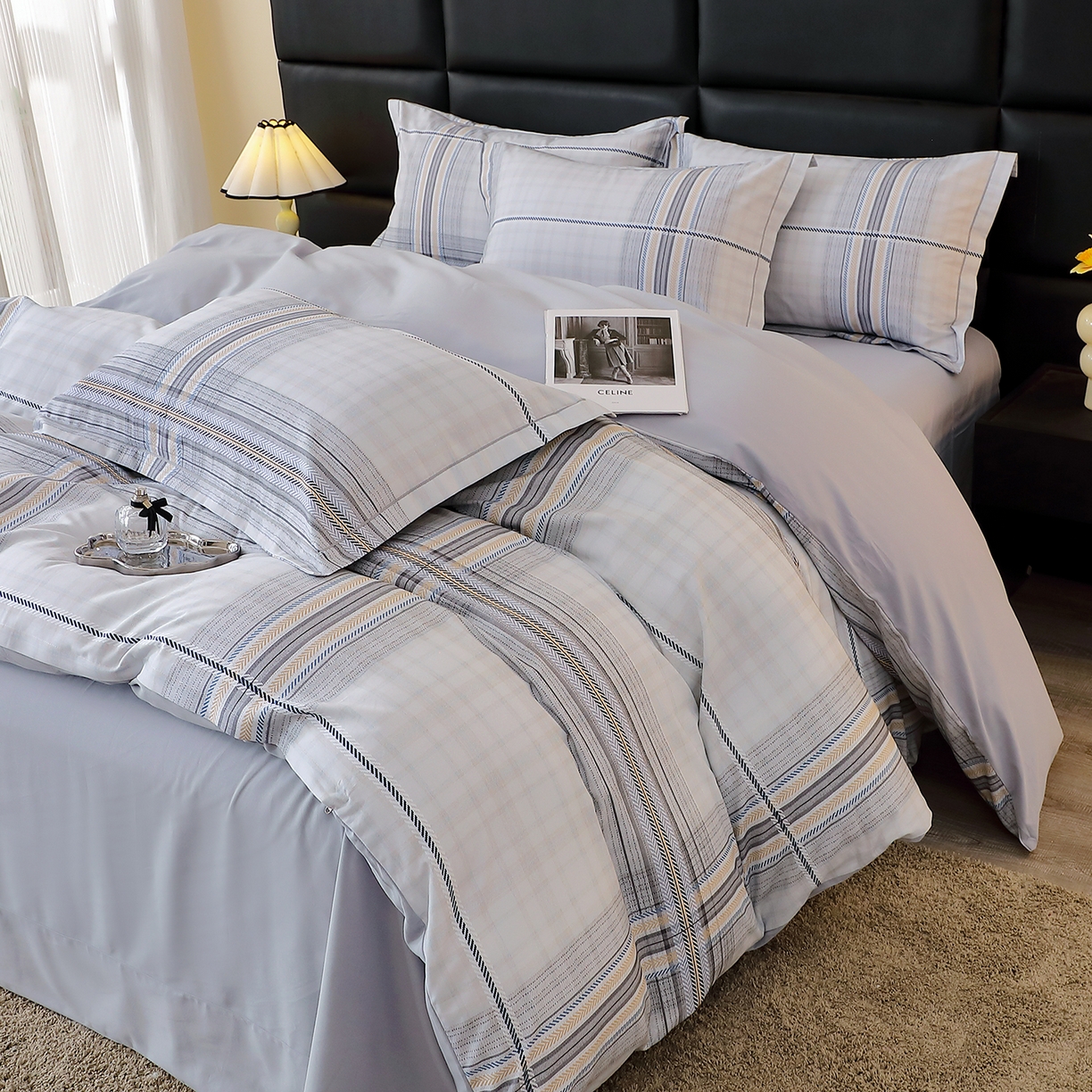 91家纺网 家纺一手货源 找家纺 馨雅家纺 2025新款全棉磨毛数码印花四件套 遇见-灰