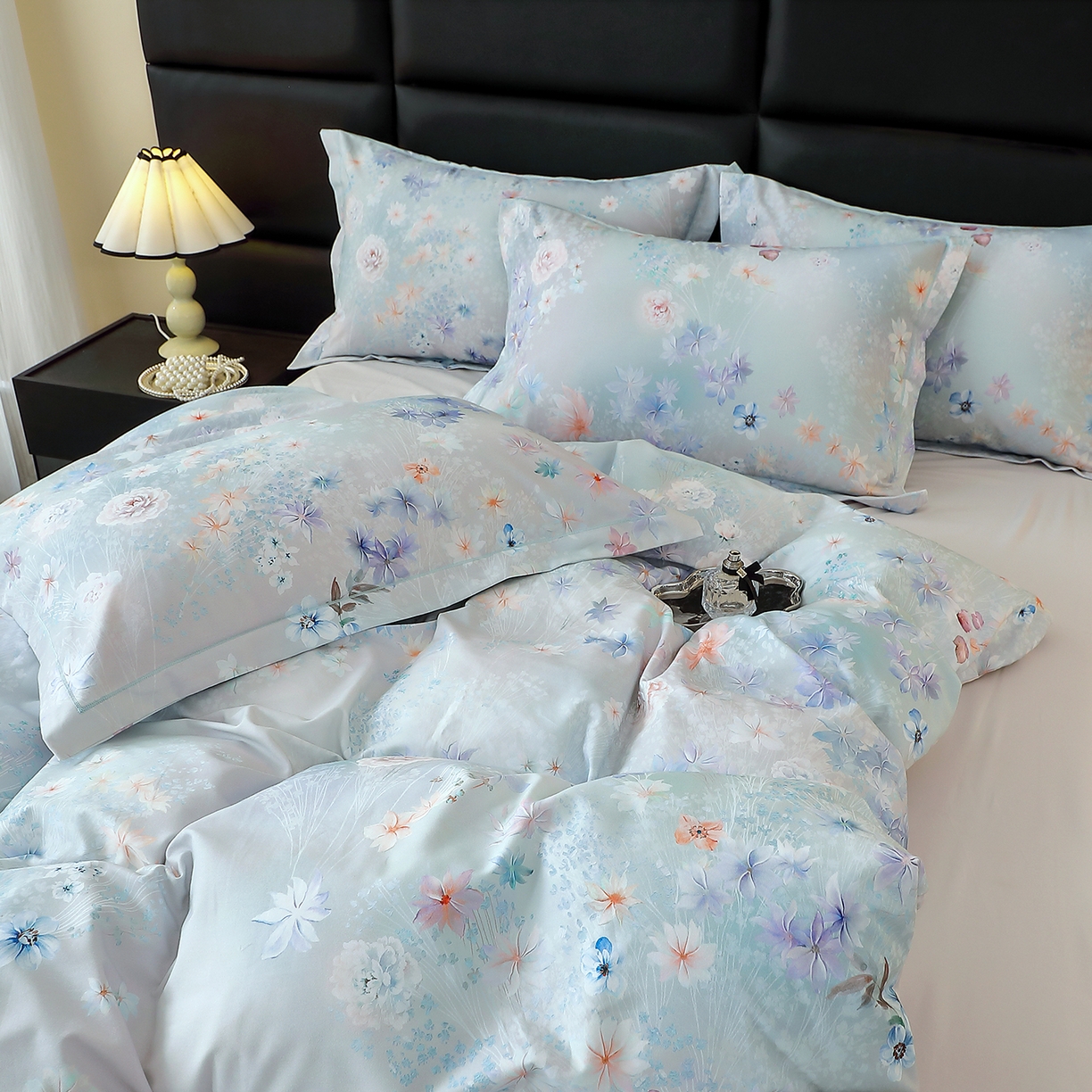 91家纺网 家纺一手货源 找家纺 馨雅家纺 2025新款全棉磨毛数码印花四件套 云茉花间-兰