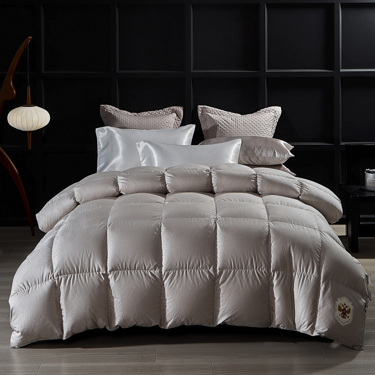 91家纺网 家纺一手货源 找家纺 暖羽屋羽绒馆 2025新款95鸭绒95绒子含量超精密金银丝大提花冬被羽绒被子双人羽绒春秋被芯 费罗娜 咖