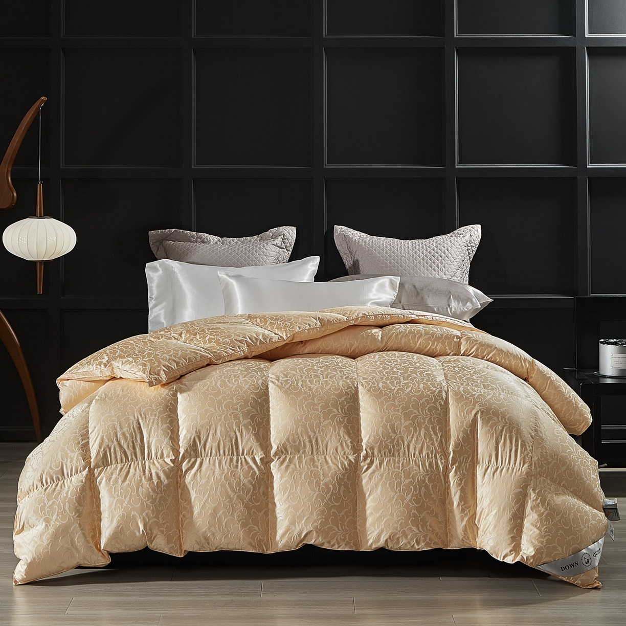 91家纺网 家纺一手货源 找家纺 暖羽屋羽绒馆 2025新款95鸭绒95绒子含量超精密金银丝大提花冬被羽绒被子双人羽绒春秋被芯 洛威尔 金