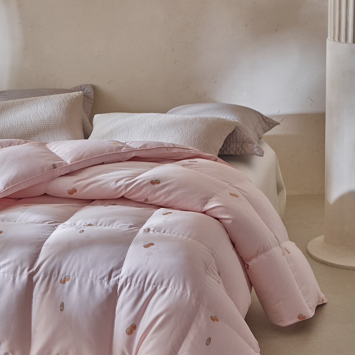 91家纺网 家纺一手货源 找家纺 （总）暖羽屋羽绒馆 2025新款莫代尔事事如意鹅绒丝被芯羽毛被羽绒被子双人冬被婚庆春秋被