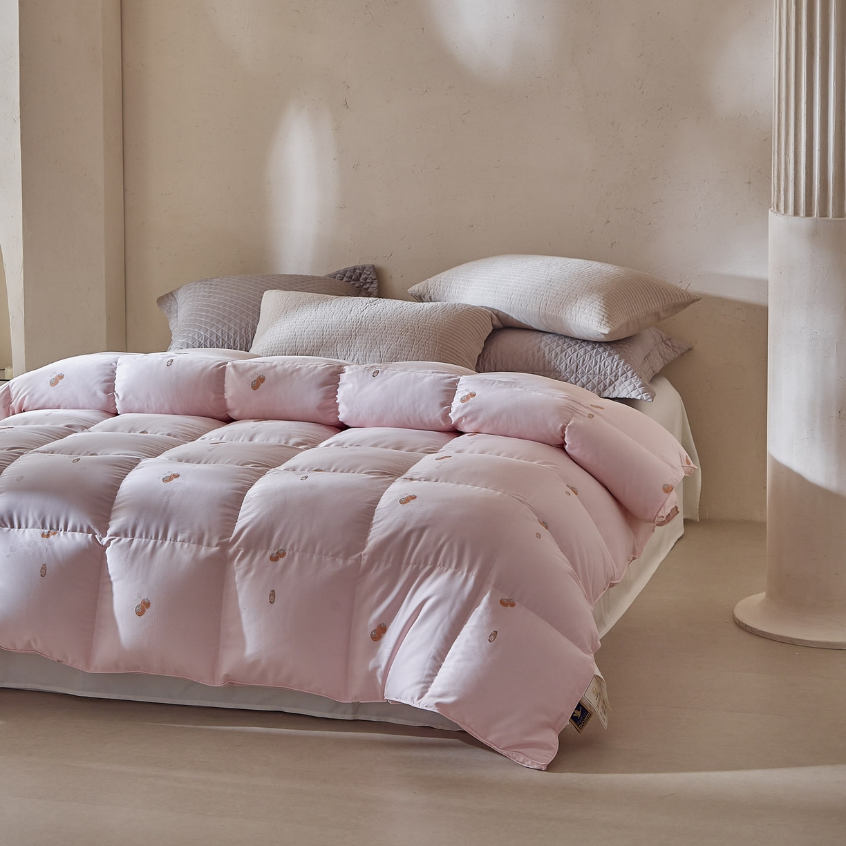 91家纺网 家纺一手货源 找家纺 （总）暖羽屋羽绒馆 2025新款莫代尔事事如意鹅绒丝被芯羽毛被羽绒被子双人冬被婚庆春秋被