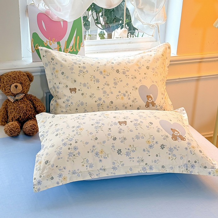 91家纺网 家纺一手货源 找家纺 卡普家居 2025新款全棉13070单品被套 旧书折痕