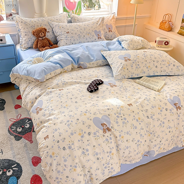 91家纺网 家纺一手货源 找家纺 卡普家居 2025新款全棉13070单品被套 旧书折痕