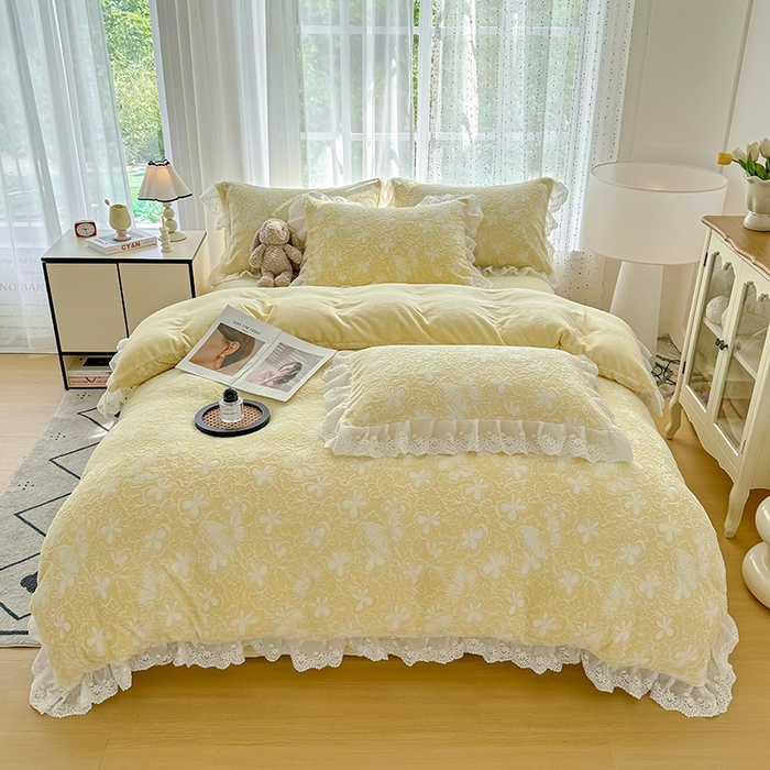 91家纺网 家纺一手货源 找家纺 锦格家纺 2025新款A类雕花牛奶绒花边四件套 米雅黄