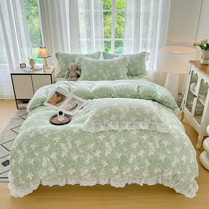 91家纺网 家纺一手货源 找家纺 锦格家纺 2025新款A类雕花牛奶绒花边四件套 米雅绿