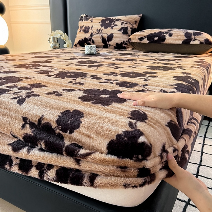 91家纺网 家纺一手货源 找家纺 （总）莉莉安家纺 2025新款兔毛绒美拉德色系床笠床笠单件