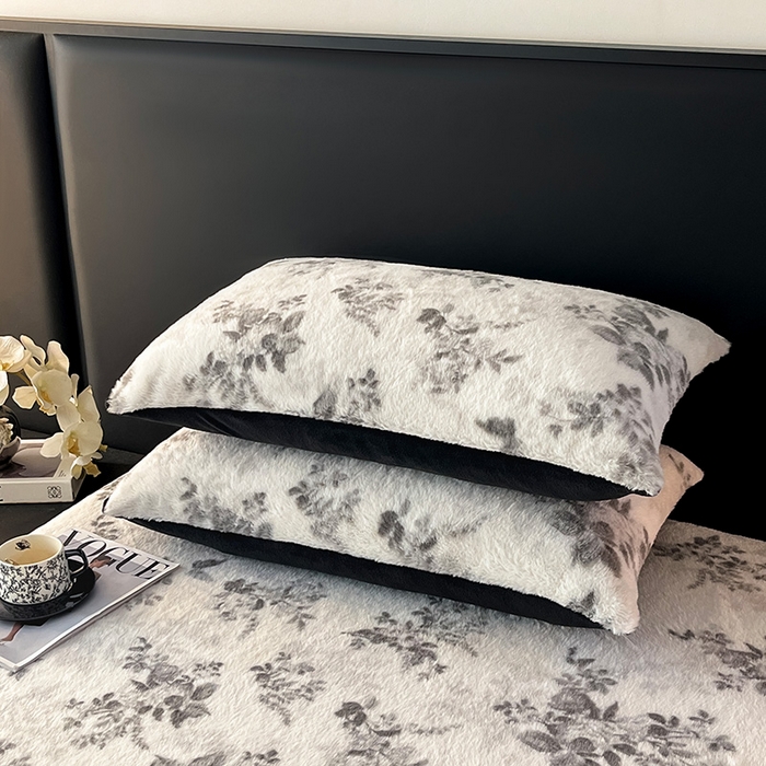 91家纺网 家纺一手货源 找家纺 莉莉安家纺 2025新款兔毛绒美拉德色系床笠床笠单件 美拉德-墨花