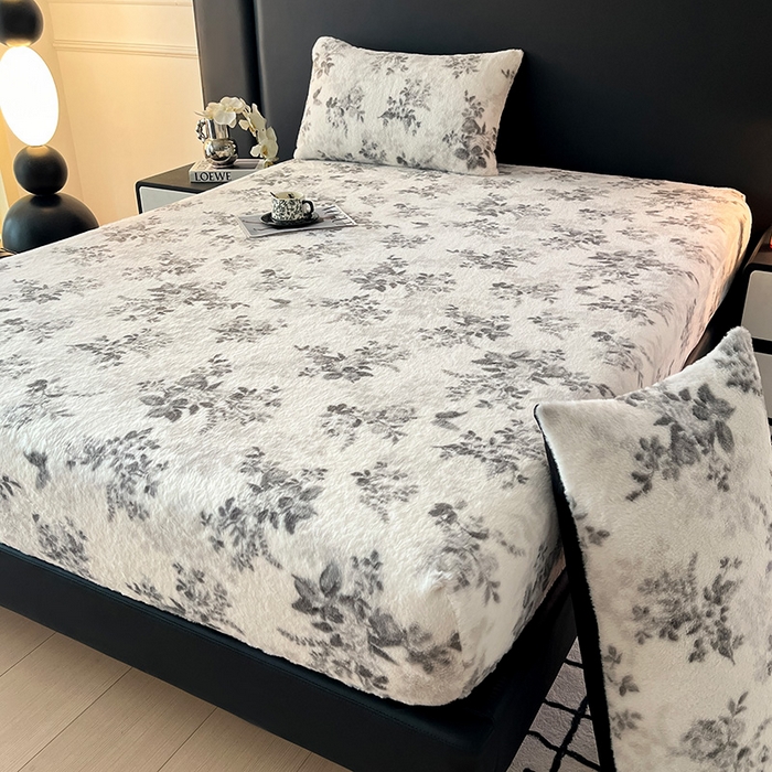 91家纺网 家纺一手货源 找家纺 莉莉安家纺 2025新款兔毛绒美拉德色系床笠床笠单件 美拉德-墨花