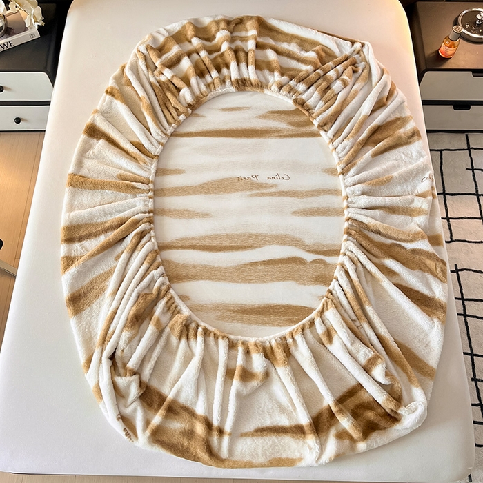 91家纺网 家纺一手货源 找家纺 莉莉安家纺 2025新款兔毛绒美拉德色系床笠床笠单件 美拉德-拿铁纹