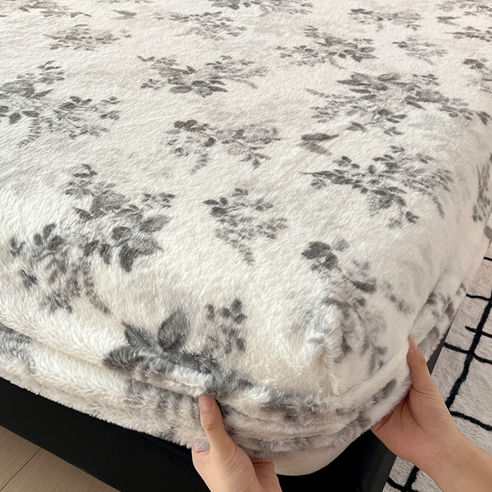 91家纺网 家纺一手货源 找家纺 莉莉安家纺 2025新款兔毛绒美拉德色系床笠床笠单件 美拉德-墨花