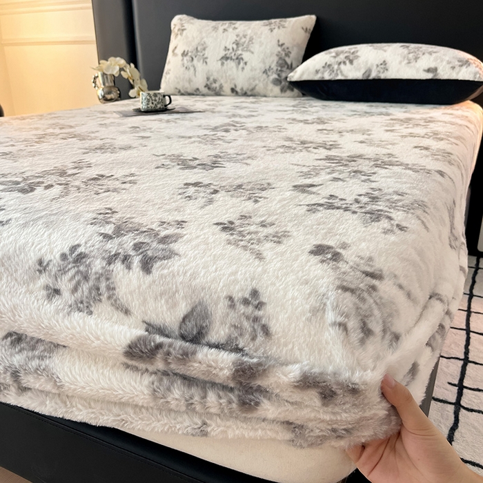 91家纺网 家纺一手货源 找家纺 莉莉安家纺 2025新款兔毛绒美拉德色系床笠床笠单件 美拉德-墨花