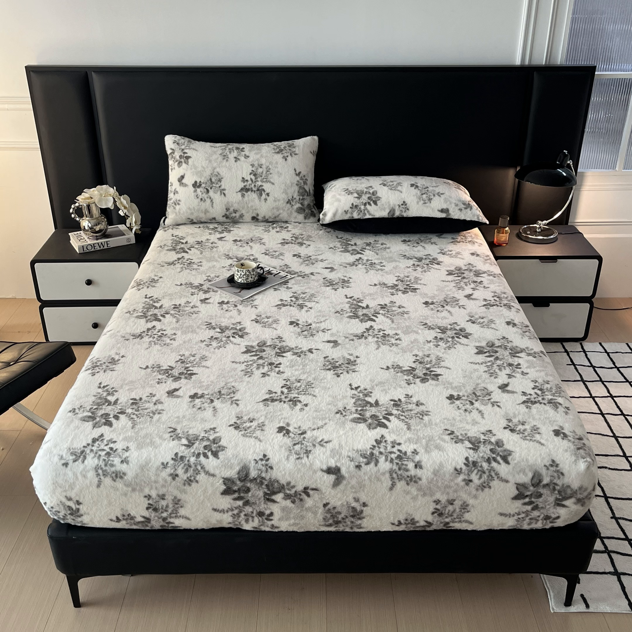 91家纺网 家纺一手货源 找家纺 莉莉安家纺 2025新款兔毛绒美拉德色系床笠床笠单件 美拉德-墨花