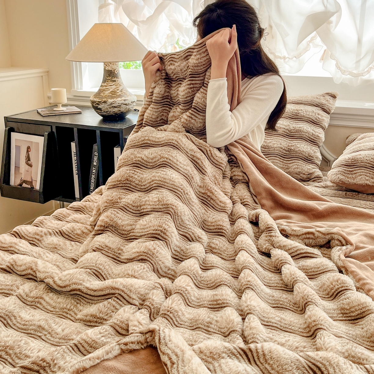 91家纺网 家纺一手货源 找家纺 （总）欧邦 2025新款轻奢波纹皮草兔毛绒床笠单床笠床笠单件