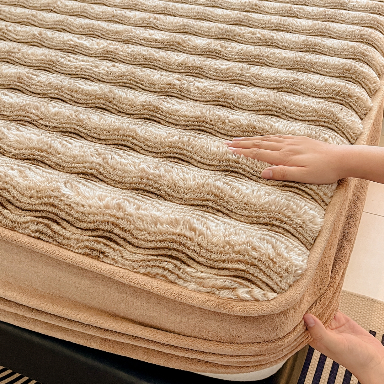 91家纺网 家纺一手货源 找家纺 （总）欧邦 2025新款轻奢波纹皮草兔毛绒床笠单床笠床笠单件