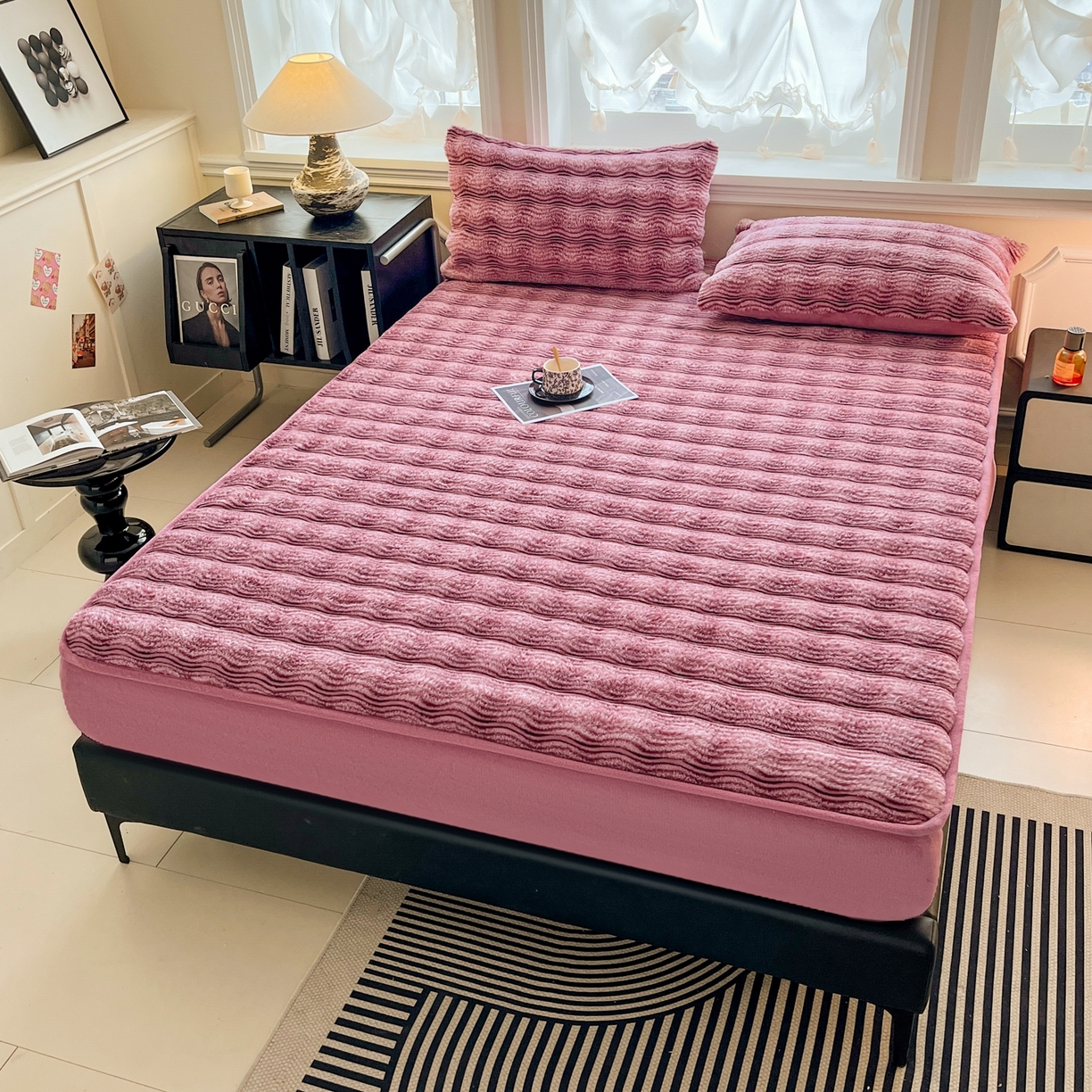 91家纺网 家纺一手货源 找家纺 欧邦 2025新款轻奢波纹皮草兔毛绒床笠单床笠床笠单件 波纹-玫红