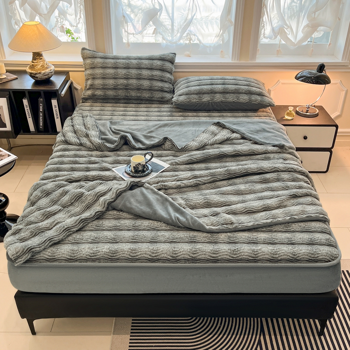 91家纺网 家纺一手货源 找家纺 欧邦 2025新款轻奢波纹皮草兔毛绒床笠单床笠床笠单件 波纹-浅灰