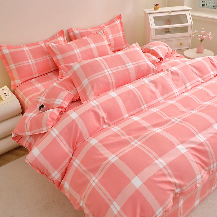 91家纺网 家纺一手货源 找家纺 北部居 2025新款加厚化纤四件套 粉大格