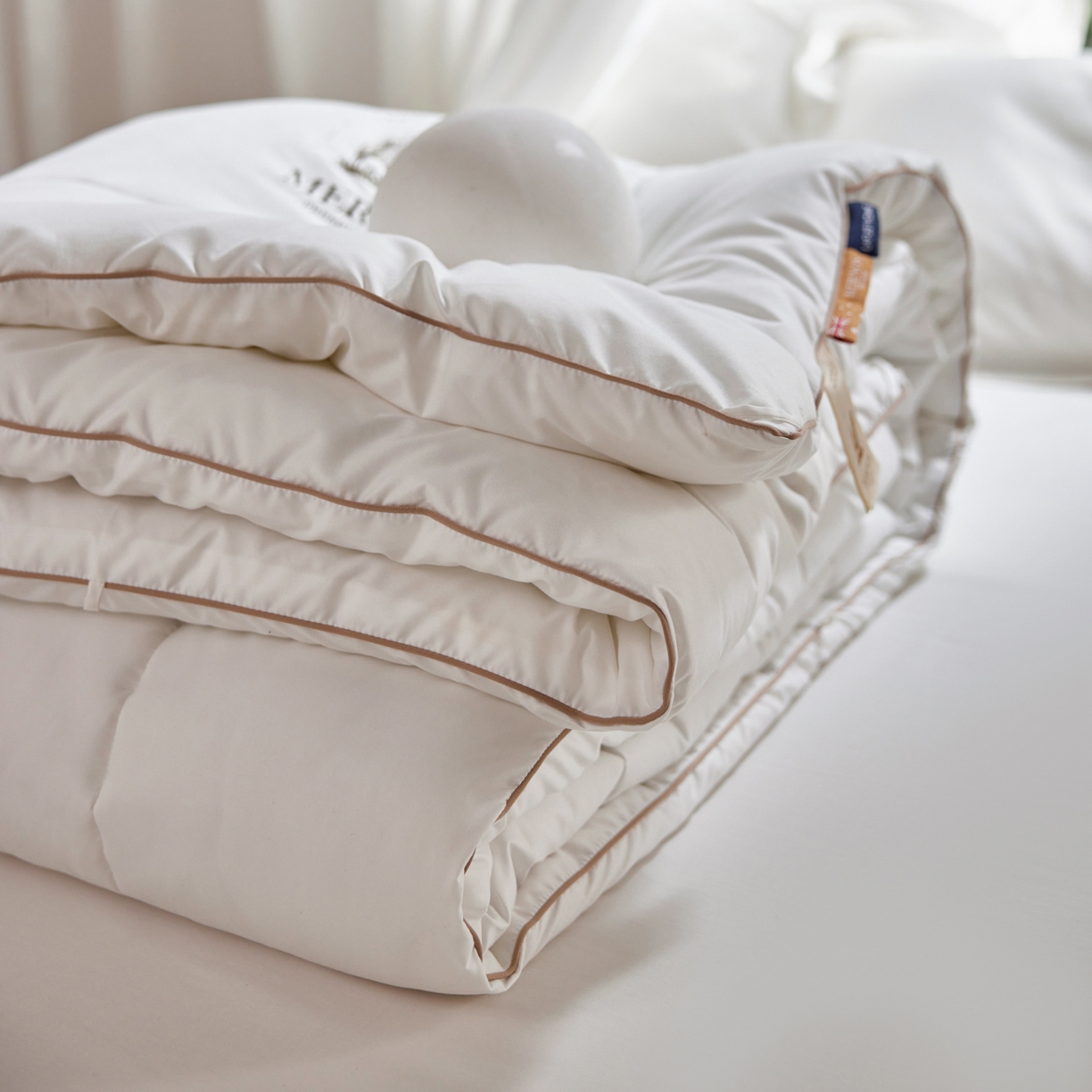 91家纺网 家纺一手货源 找家纺 莱福仕家纺 2025新款防跑毛优选澳洲羊毛被被子被芯 金标甄选澳洲羊毛被