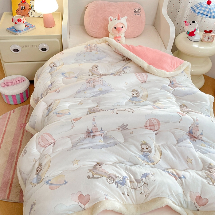 91家纺网 家纺一手货源 找家纺 丝涟家居 2025新款A类恒温棉云朵被小版 公主城堡