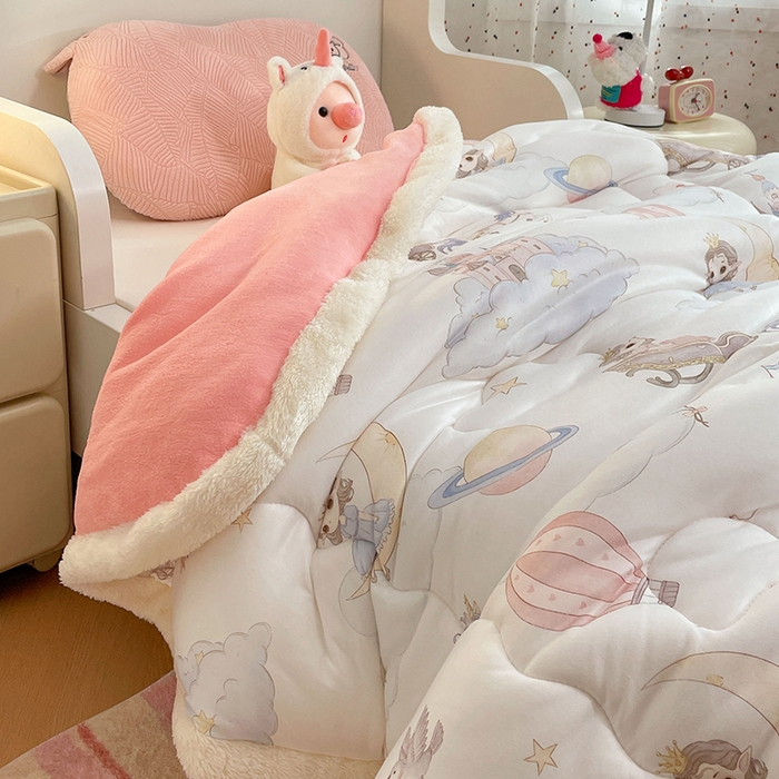 91家纺网 家纺一手货源 找家纺 丝涟家居 2025新款A类恒温棉云朵被小版 公主城堡