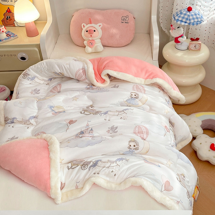 91家纺网 家纺一手货源 找家纺 丝涟家居 2025新款A类恒温棉云朵被小版 公主城堡