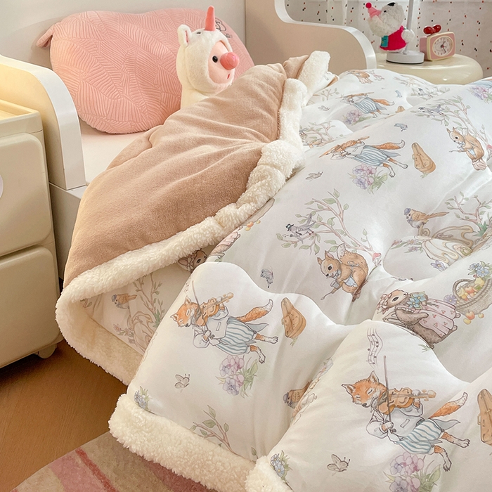 91家纺网 家纺一手货源 找家纺 丝涟家居 2025新款A类恒温棉云朵被小版 休闲假日