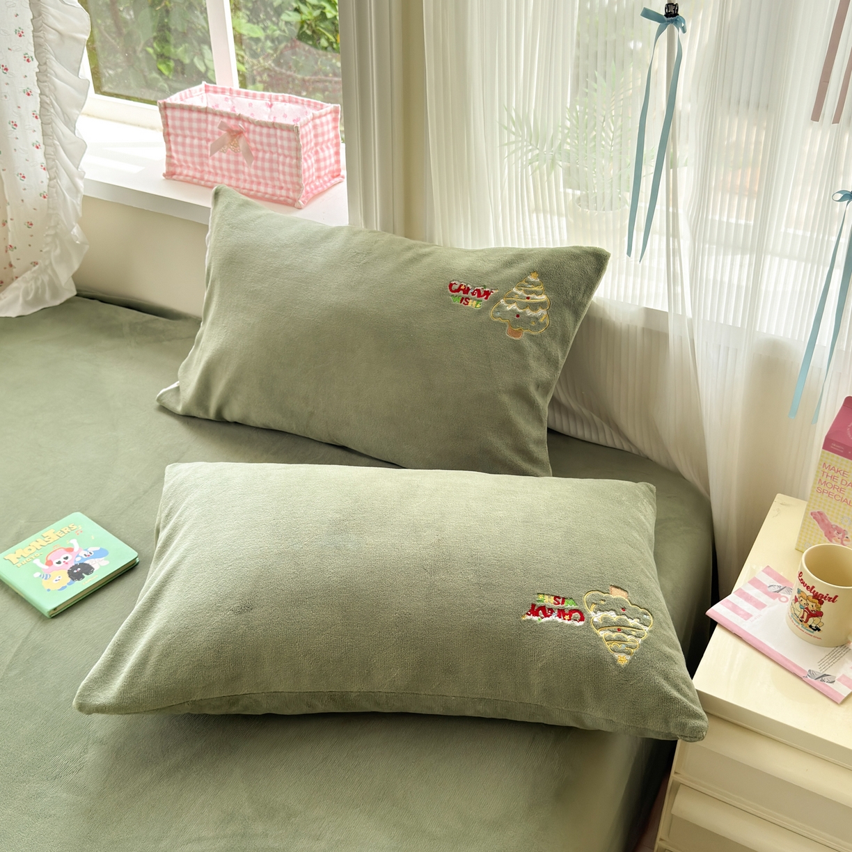 91家纺网 家纺一手货源 找家纺 优彩 2025新款牛奶绒绣花四件套毛巾绣贴布绣牛奶绒四件套 星愿