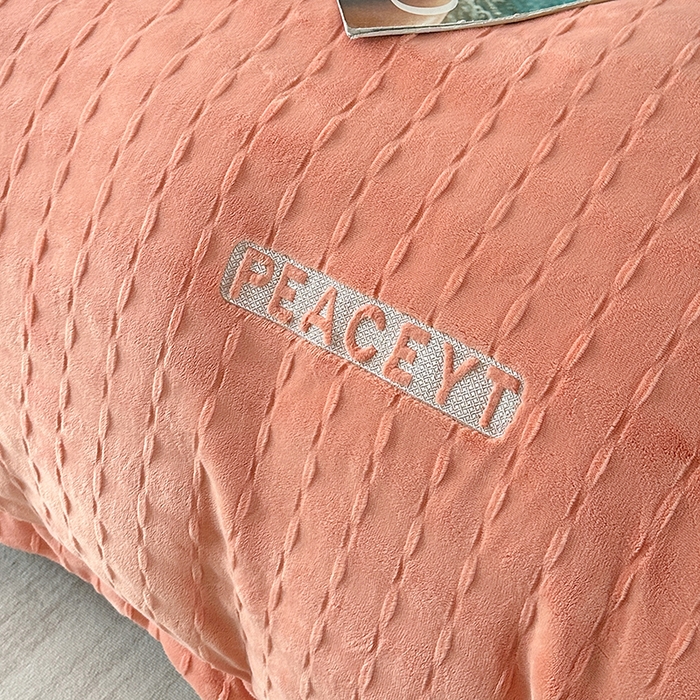 91家纺网 家纺一手货源 找家纺 乐坊 2025新款全消光雕花绒牛奶绒刺绣四件套-甜梦 甜梦-橙色