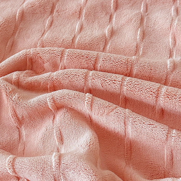 91家纺网 家纺一手货源 找家纺 乐坊 2025新款全消光雕花绒牛奶绒刺绣四件套-甜梦 甜梦-玉色