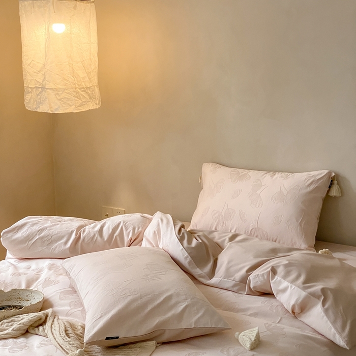 91家纺网 家纺一手货源 找家纺 玉宇阁家居 2025新款色织空气全棉纯棉大提花磨毛四件套(流苏款) 流苏款-山上桃桃