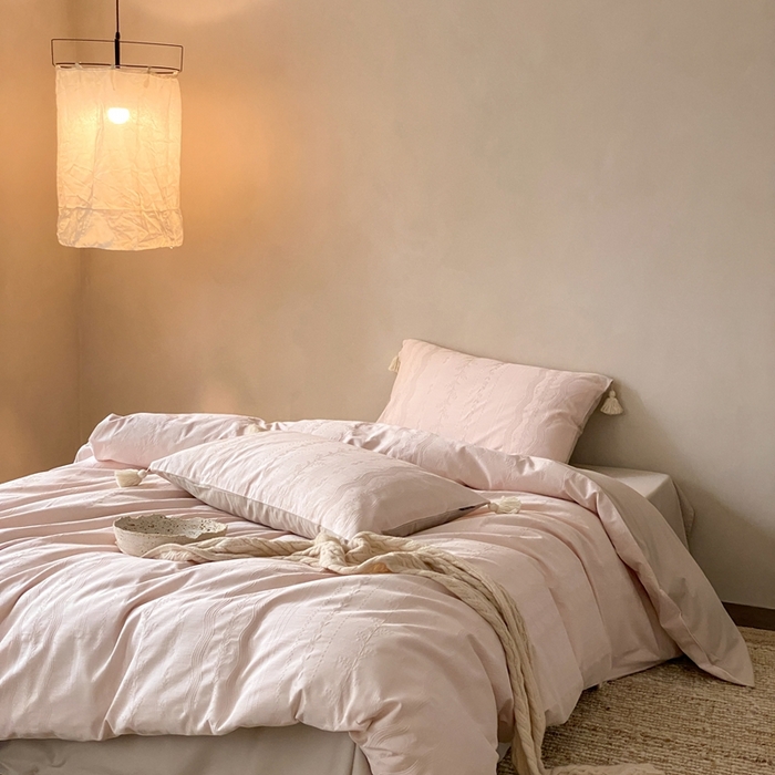 91家纺网 家纺一手货源 找家纺 玉宇阁家居 2025新款色织空气全棉纯棉大提花磨毛四件套(流苏款) 流苏款-甜桃也