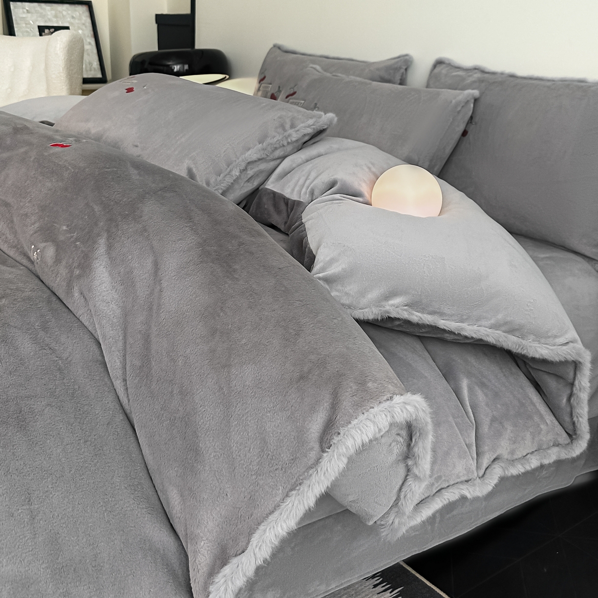 91家纺网 家纺一手货源 找家纺 乐坊 2025新款A类雪貂绒四件套 伯爵灰