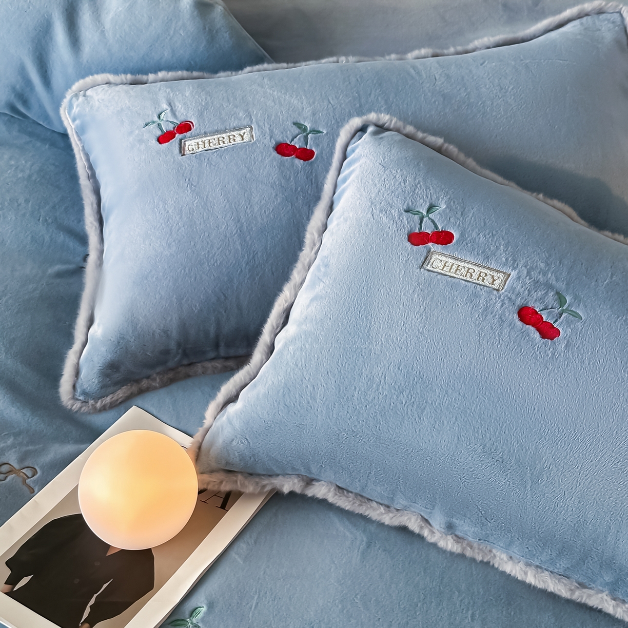 91家纺网 家纺一手货源 找家纺 乐坊 2025新款A类雪貂绒四件套 宾利蓝