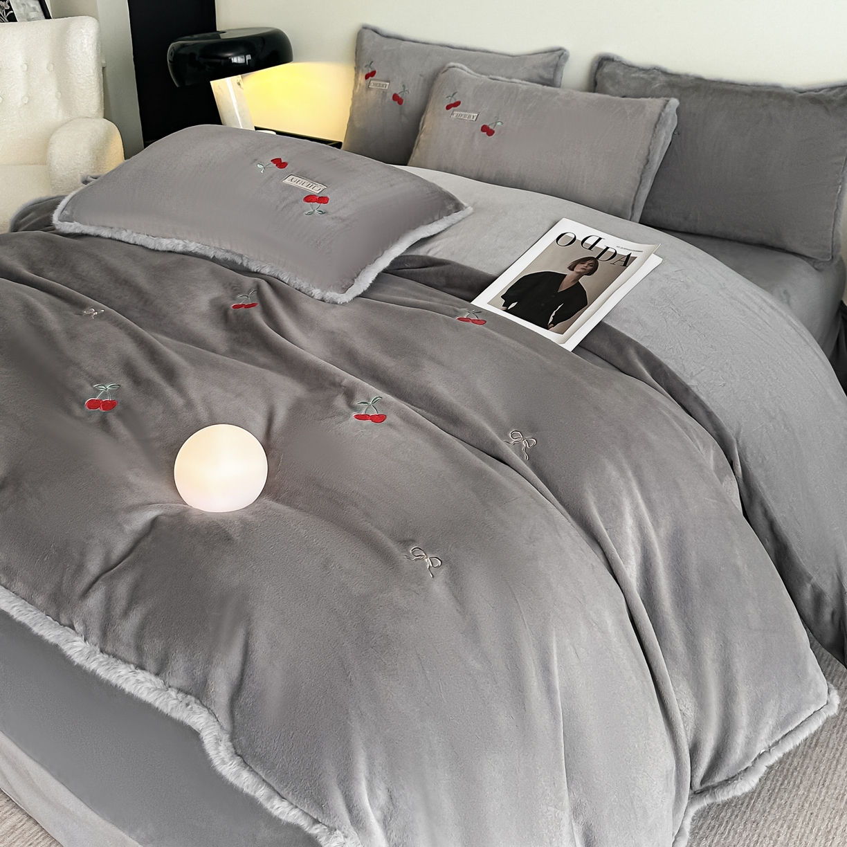 91家纺网 家纺一手货源 找家纺 乐坊 2025新款A类雪貂绒四件套 伯爵灰