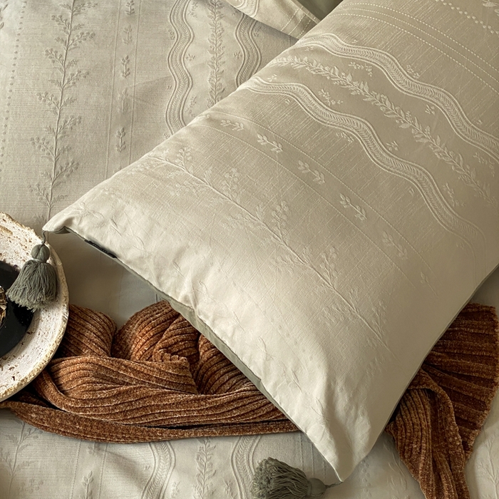 91家纺网 家纺一手货源 找家纺 玉宇阁家居 2025新款色织空气全棉纯棉大提花磨毛四件套(流苏款) 流苏款-日欢喜