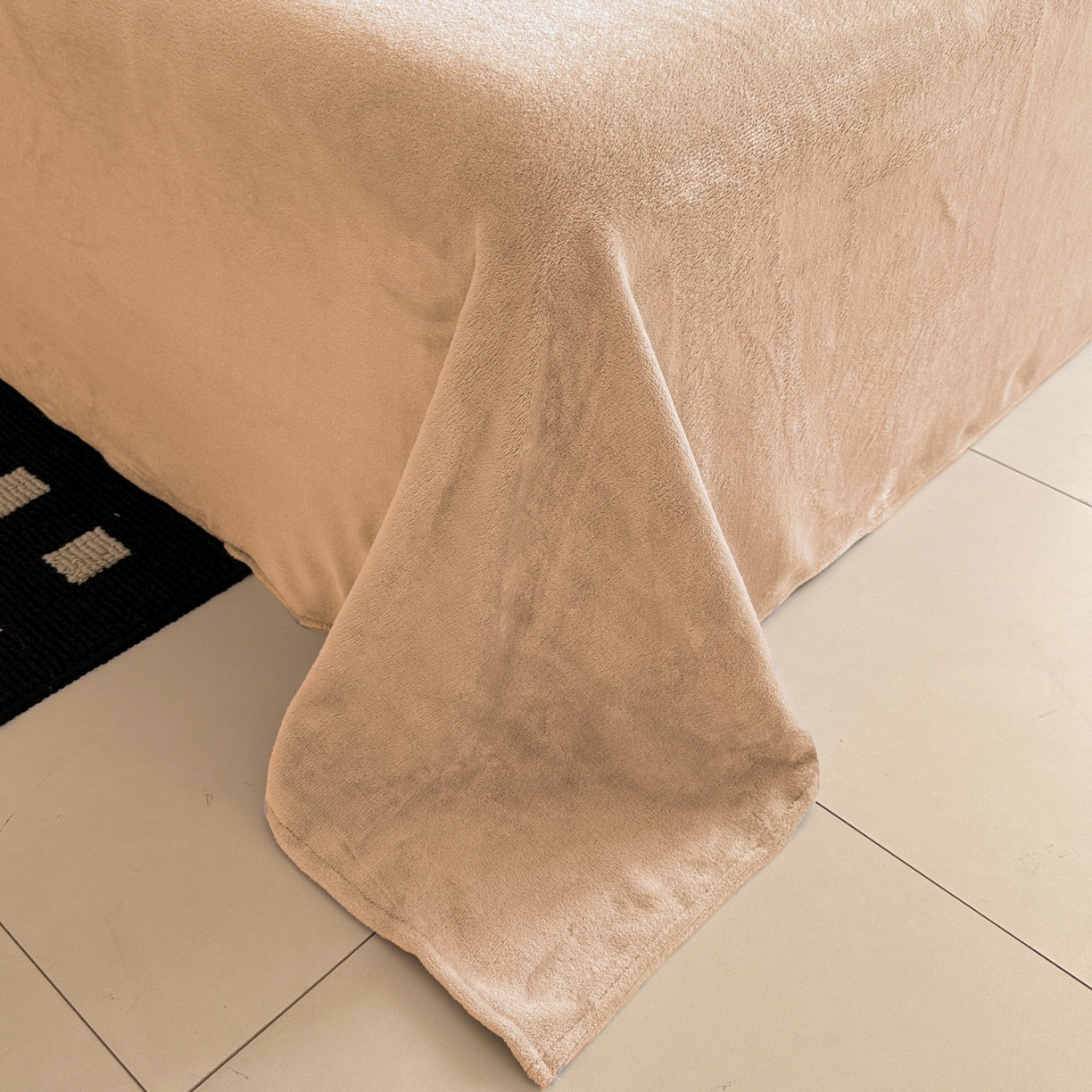 91家纺网 家纺一手货源 找家纺 眠博士 2025新款轻奢款美拉德印花兔兔绒四件套 花朵暖咖