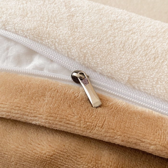 91家纺网 家纺一手货源 找家纺 鸿织源家纺 2025新款贴标系列牛奶绒四件套 奶白+奶咖