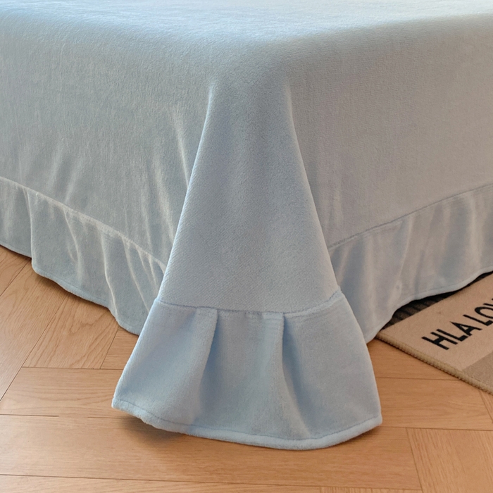 91家纺网 家纺一手货源 找家纺 鸿织源家纺 2025新款贴标系列牛奶绒四件套 奶白+天蓝