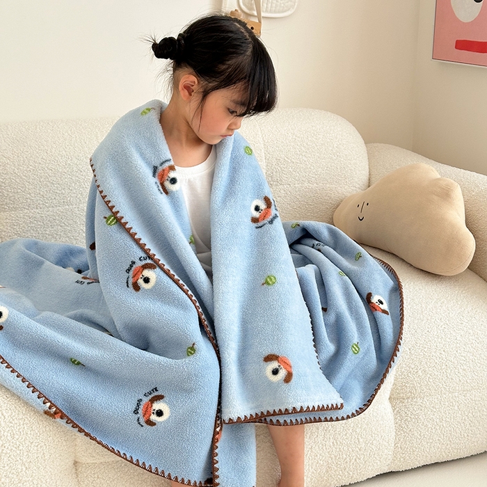 91家纺网 家纺一手货源 找家纺 （总）嗨生活 2025新款雪粒绒双面绒贝壳边锁边居家办公多功能盖毯幼儿园毛毯儿童毛毯推车毯