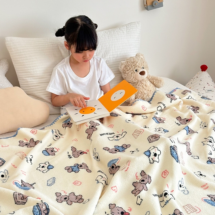 91家纺网 家纺一手货源 找家纺 嗨生活 2025新款雪粒绒双面绒贝壳边锁边居家办公多功能盖毯幼儿园毛毯儿童毛毯推车毯 波比狗